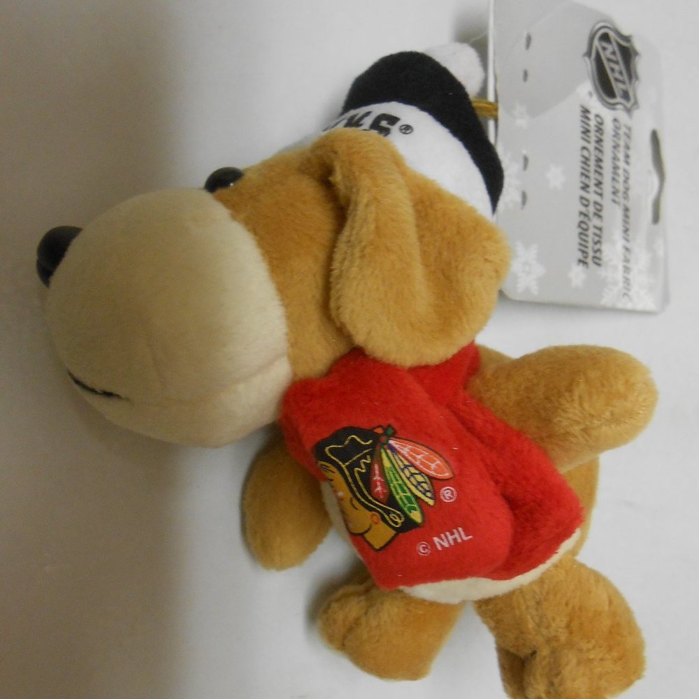 New NHL Chicago Blackhawks Team Dog Mini Fabric Ornament 🎄 plush w/ scarf hat